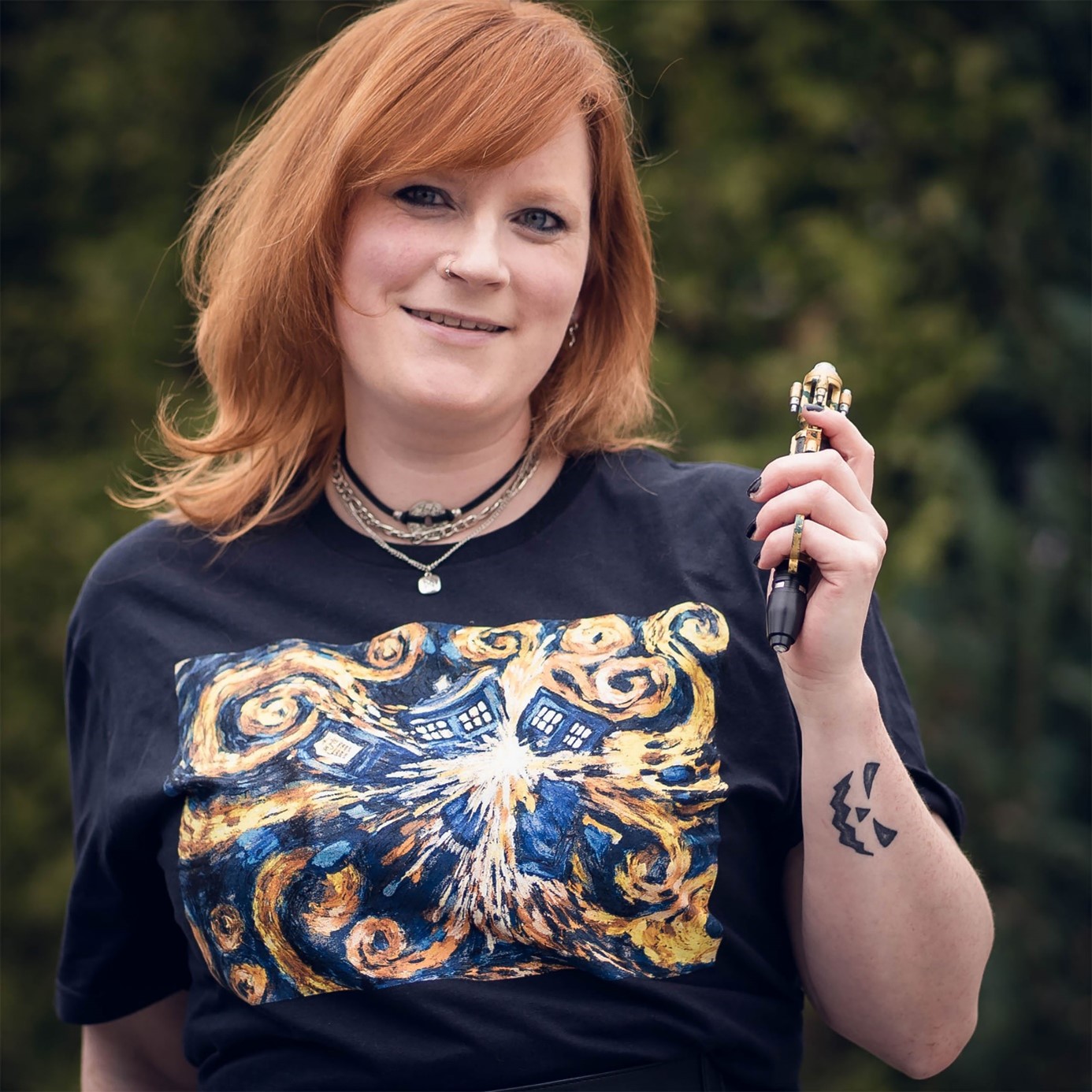 Doctor Who - Swirling Tardis T-Shirt – Bild 2